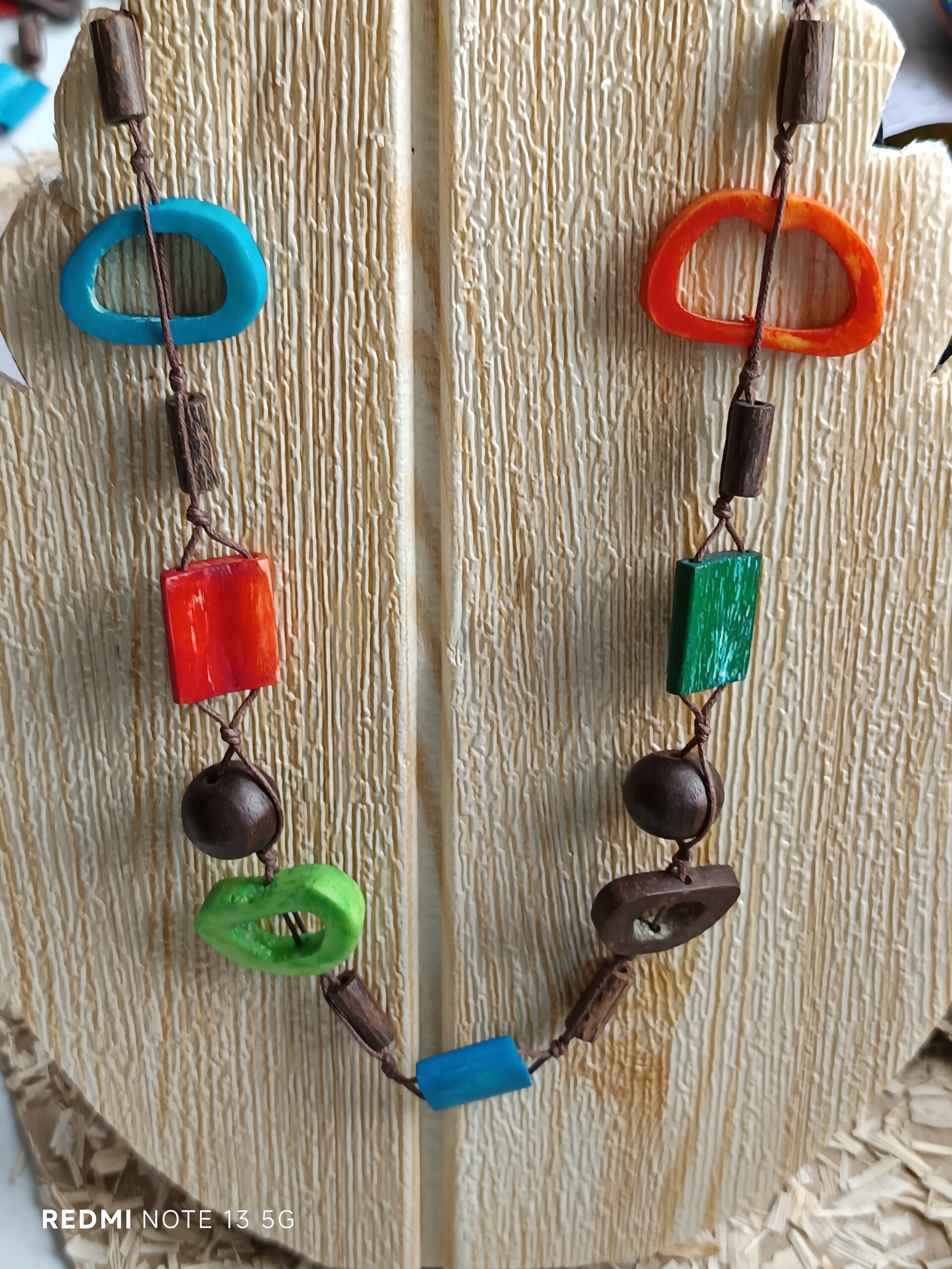 Collar figuras de madera - 3
