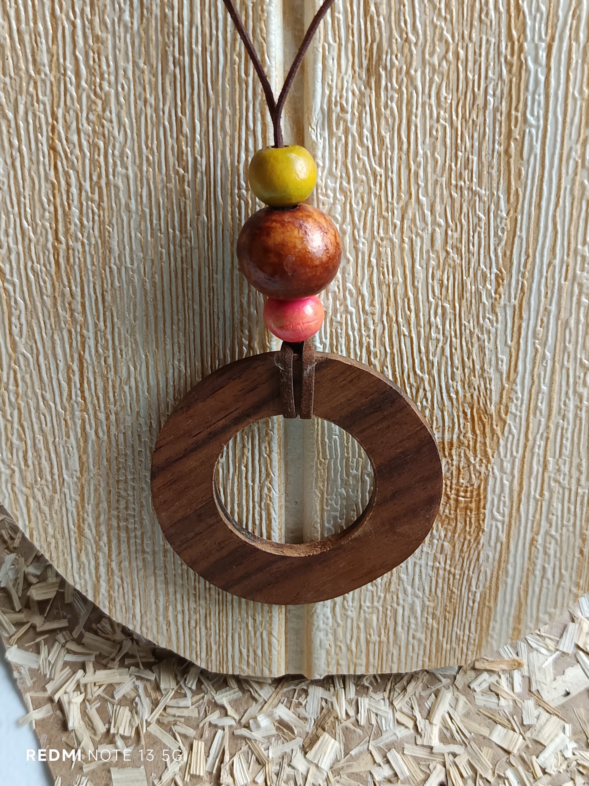 Collar madera natural - 3